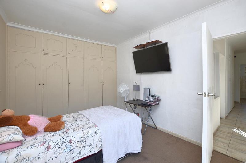 5 Bedroom Property for Sale in Parow North Western Cape